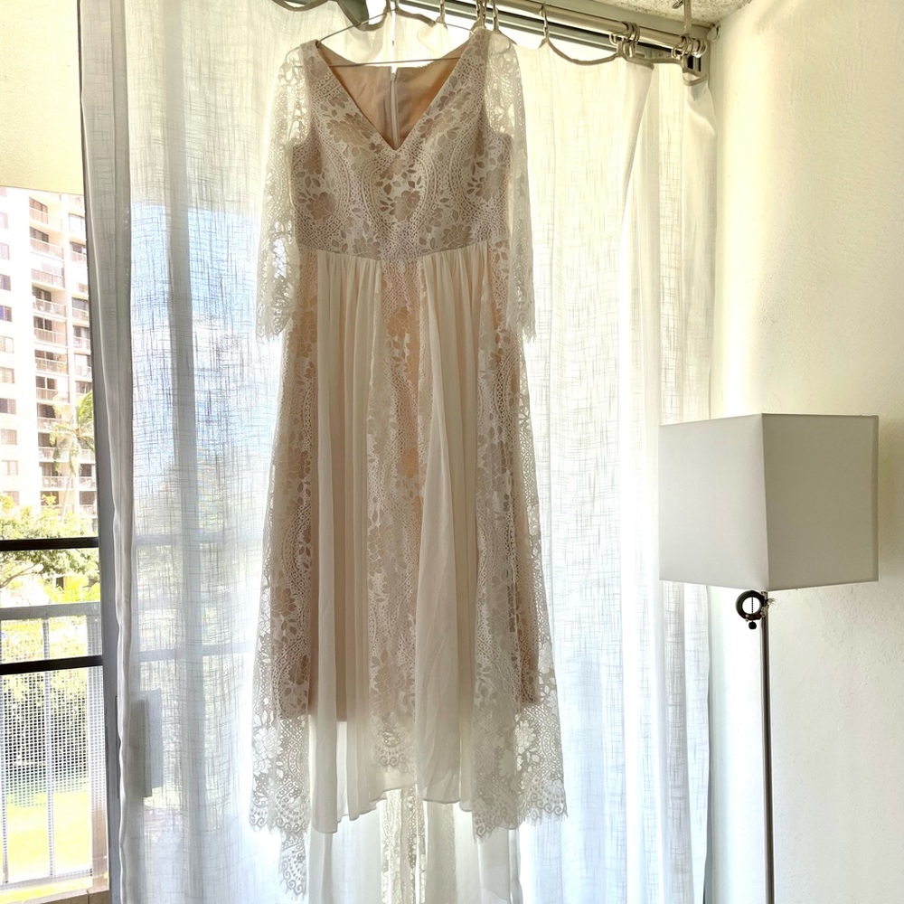 Lace wedding dress